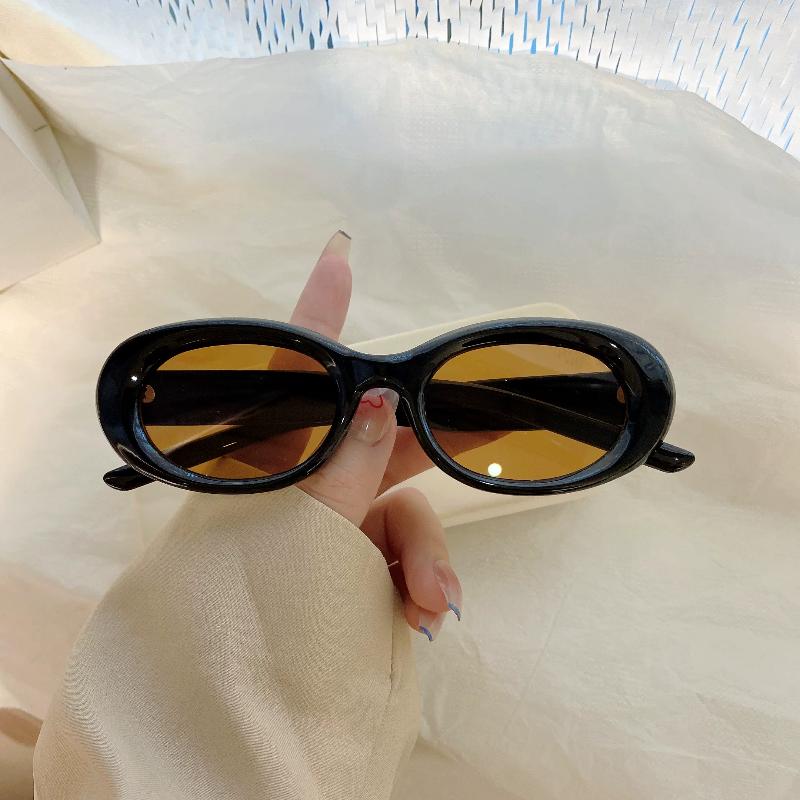 Retro Oval Sunglasses for Men  - огляд і ціна Street Fashion Photo
